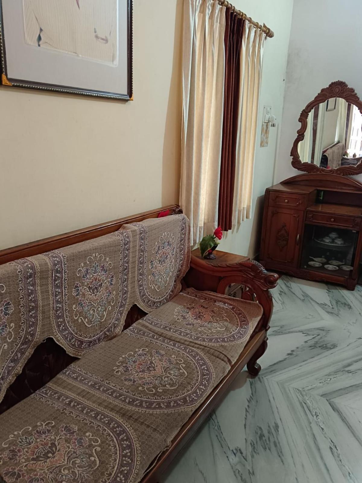 Kusum Palace Varanasi Eksteriør billede