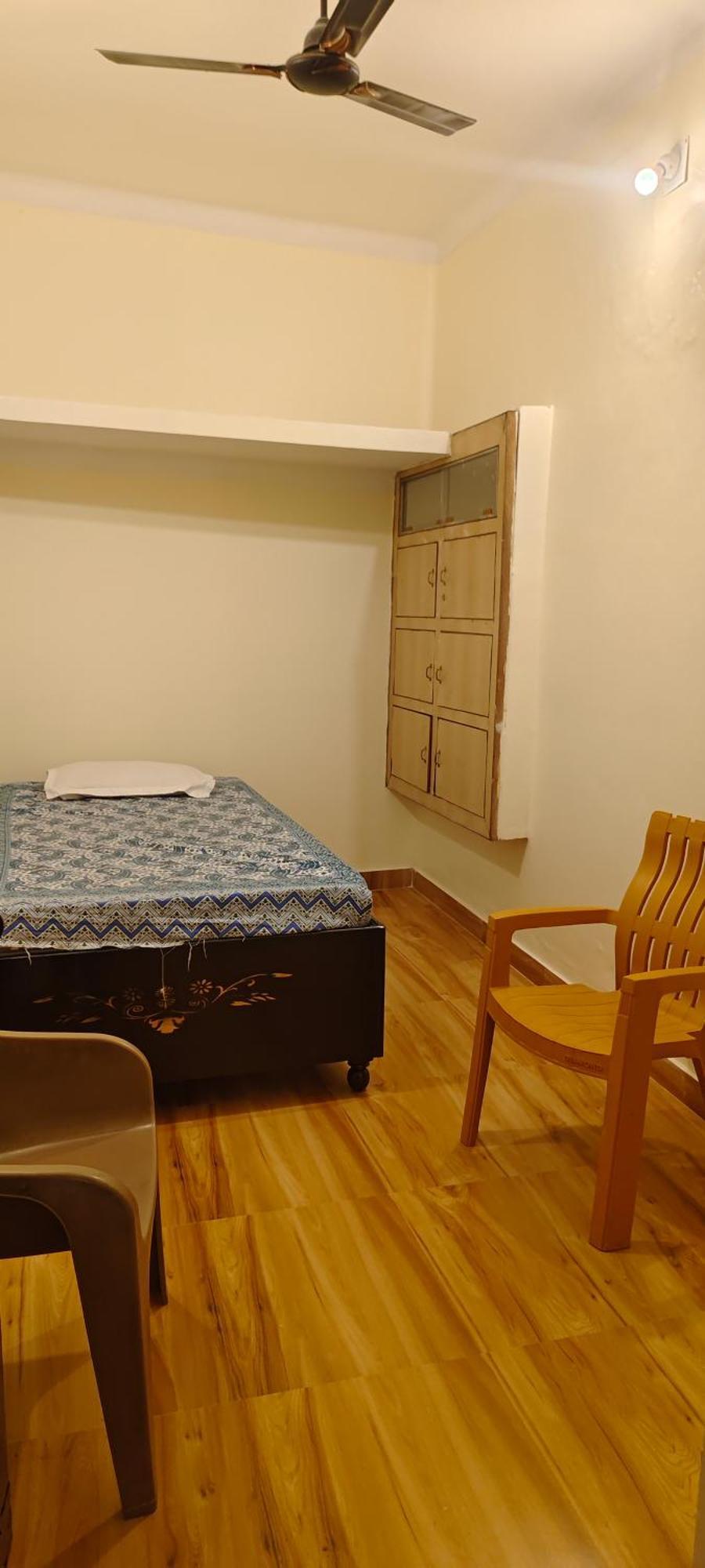 Kusum Palace Varanasi Eksteriør billede